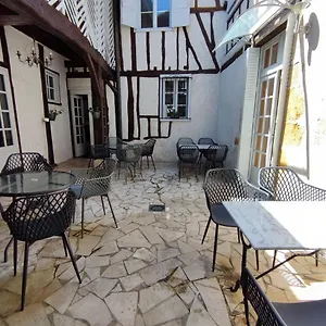  Bed & Breakfast Nogapatio - -